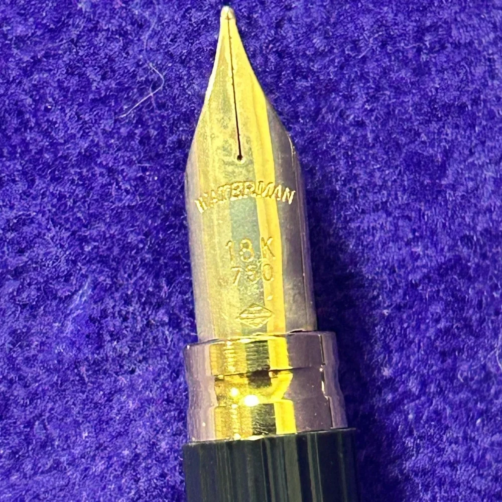 Vintage Waterman Paris 18K Gold Nib Fountain Pen Black & Gold New in Box